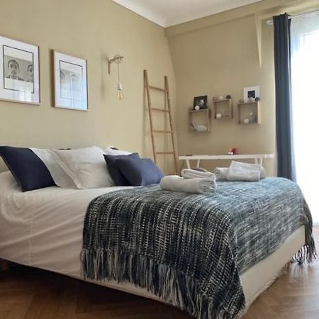 Chambre Privee Au Coeur De La Ville Nice Luaran gambar